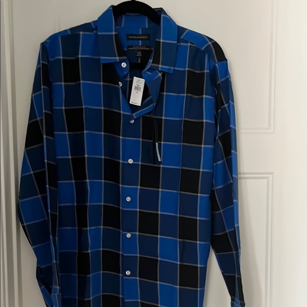 Banana Republic Blue and Black Checkered Men's Shirt